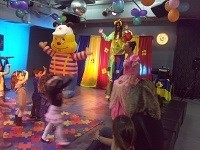פליי דאנס 0779967951